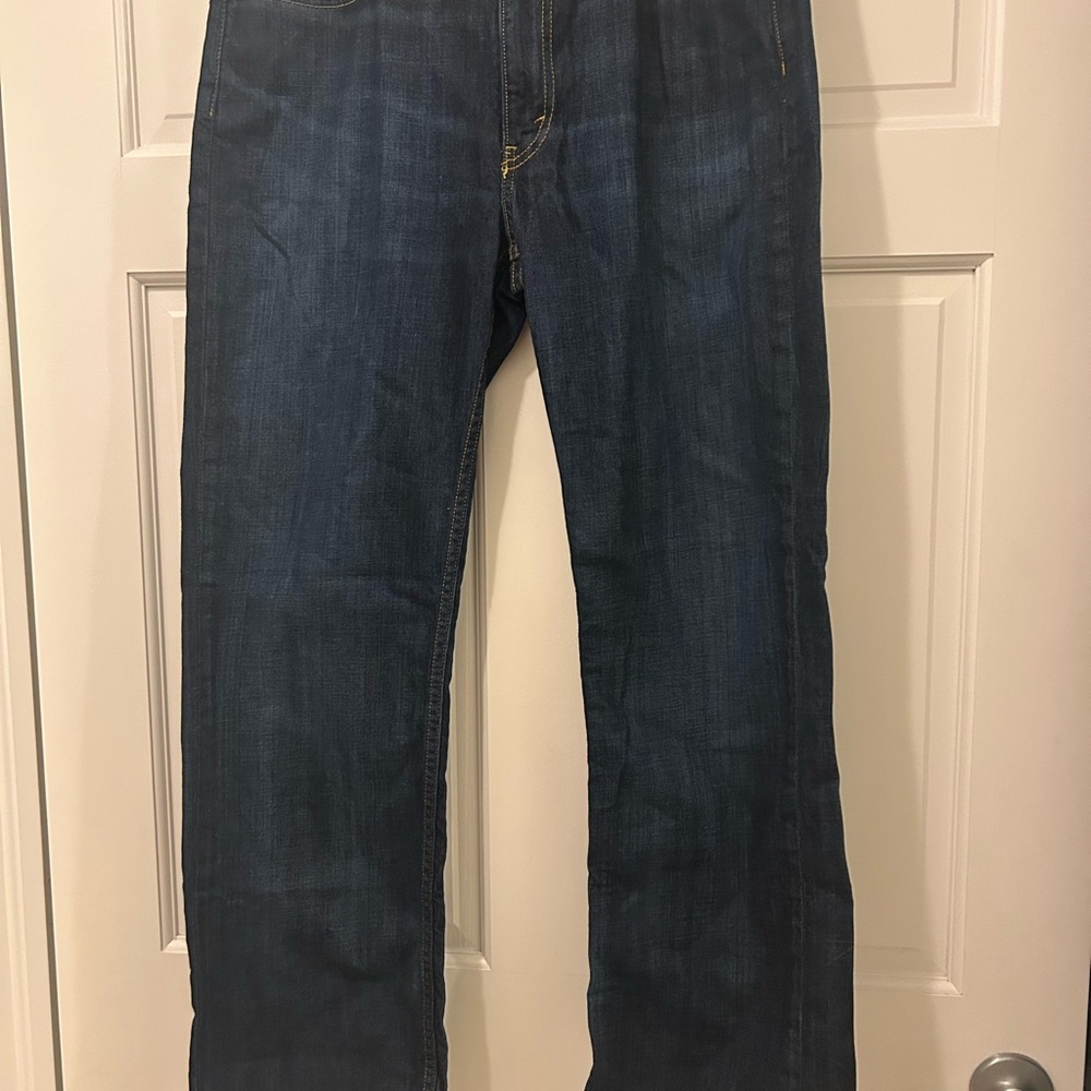 Levi strauss & Co
